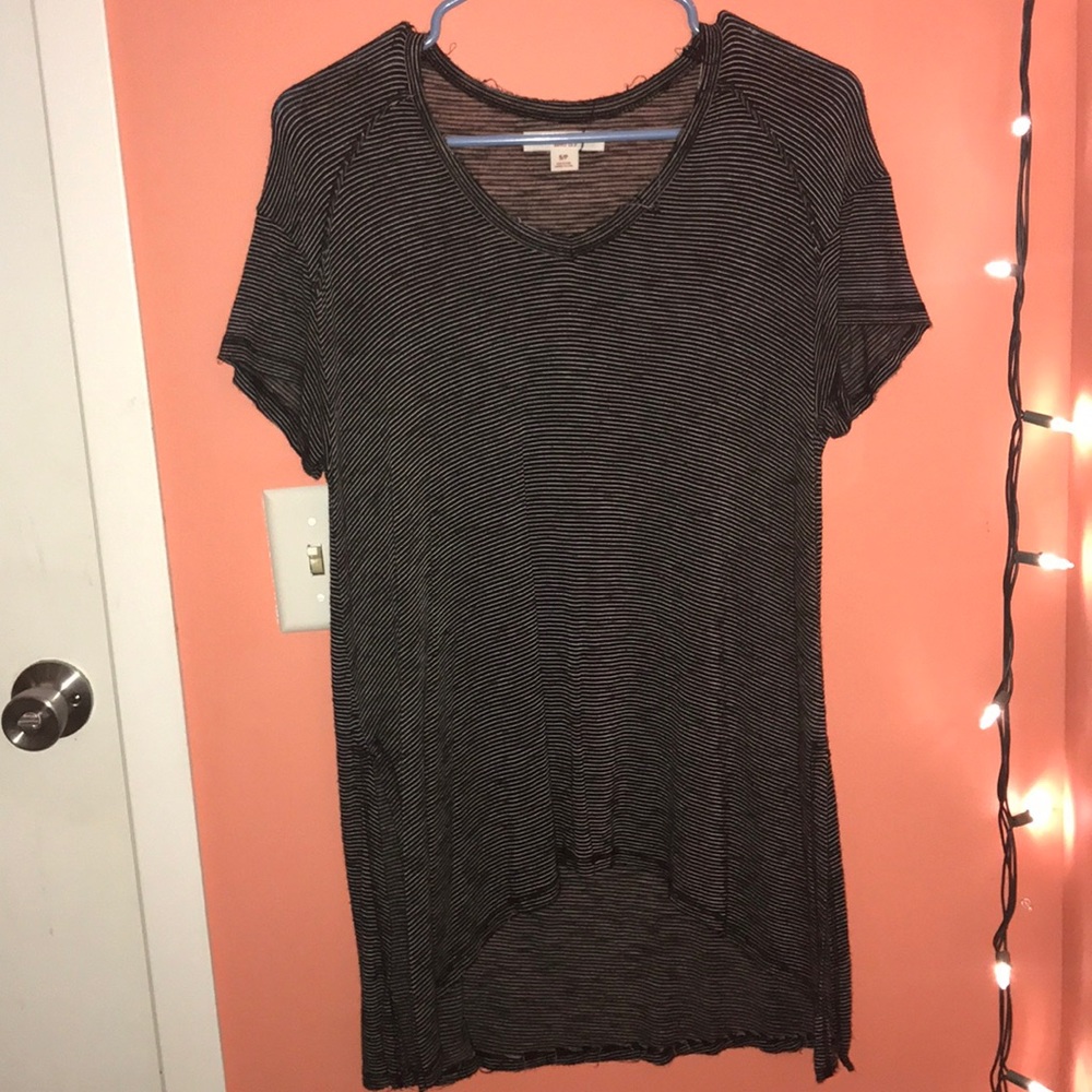 long mossimo tee with side slits